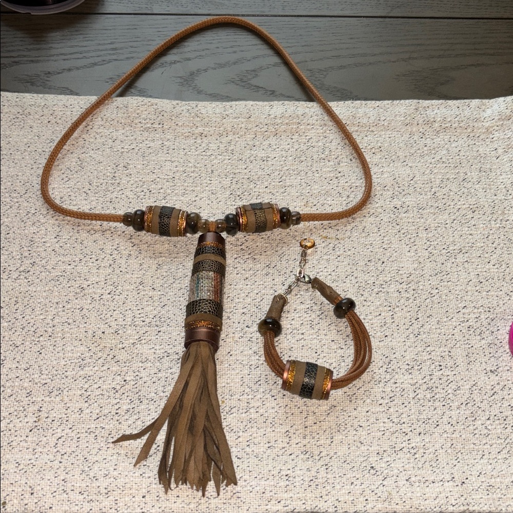 Anthropology; Elegant Brown & Gold Necklace&Bracelet Set